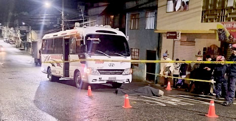La víctima fue identificada como Raúl Tello, quien fue arrollado por un bis de servicio público en una calle de Túquerres, Nariño