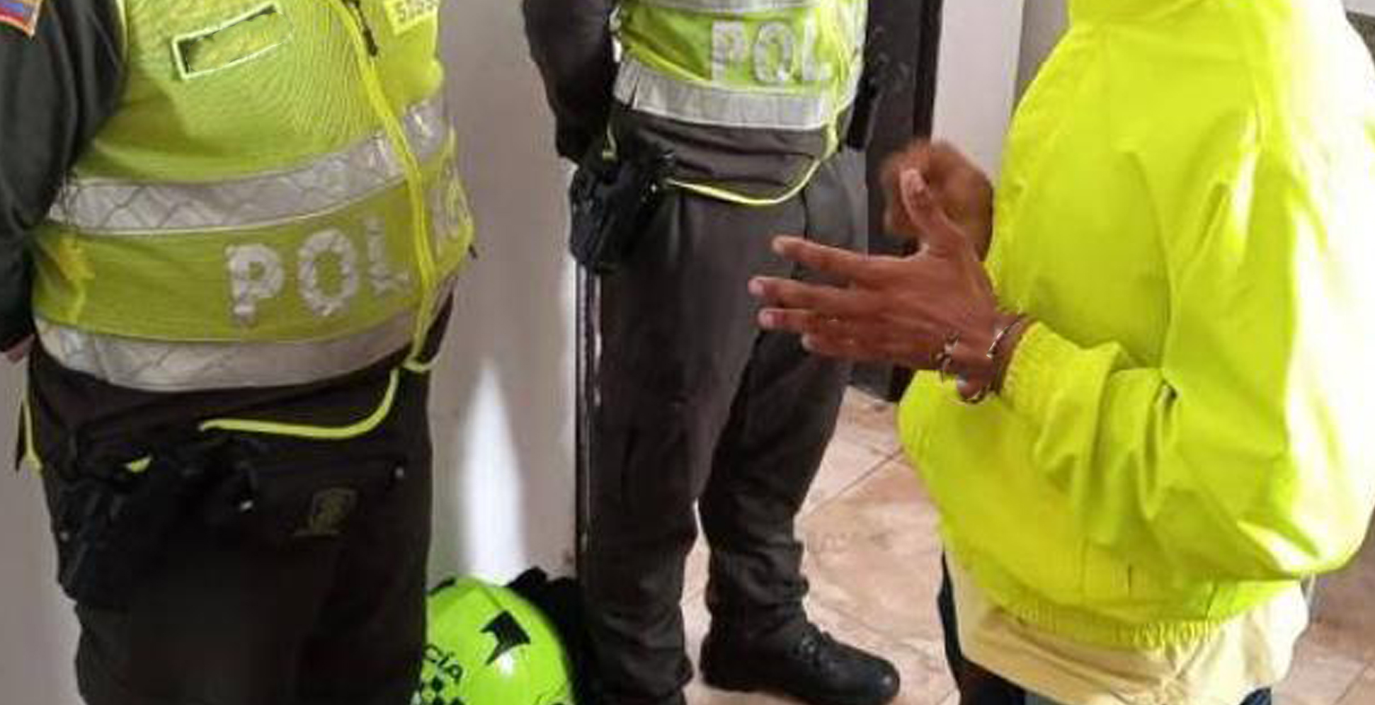 ipiales policias detenidos